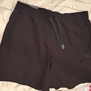 Men's Black Shorts Quicksilver dry fit size large new with tags